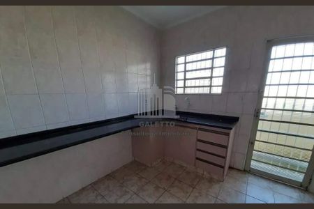 4_photo/94c8c46e2f.e17343cf5b702f60-ATLAS-3d6a3328-3347-48ac-a042-ca4037543a58.jpg de casa à venda com 3 quartos, 250m² em Jardim Myrian Moreira da Costa, Campinas