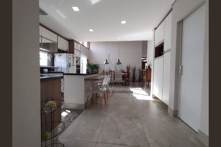 8_photo/94c8c46e71.24a317c22631bef5-ATLAS-3eb58bb5-c159-4e6f-9ce4-cc5142c1c5e8.jpg de casa à venda com 3 quartos, 219m² em Loteamento Alphaville Campinas, Campinas