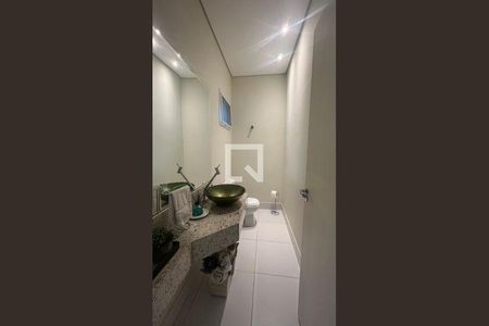 21_photo/94c8c46f0b.5a987dbee225dd18-ATLAS-d2150cc5-a20b-4a30-b5c5-8d21e5d69bc8.jpg de casa à venda com 5 quartos, 300m² em Loteamento Alphaville Campinas, Campinas