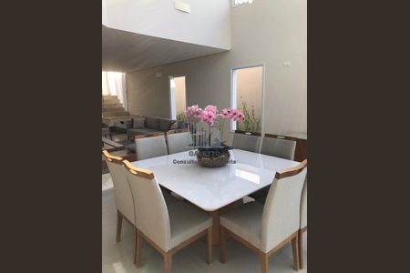 2_photo/94c8c46f6d.04c16ff0d284adb7-ATLAS-0d2a4017-14e0-4cab-95f3-c65f3e995822.jpg de casa à venda com 3 quartos, 330m² em Loteamento Alphaville Campinas, Campinas