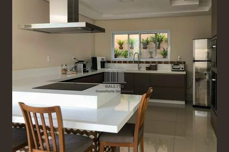 3_photo/94c8c46f6d.04c16ff0d284adb7-ATLAS-17b6f1b6-d0f7-4916-8f1f-c2860ea5be36.jpg de casa à venda com 3 quartos, 330m² em Loteamento Alphaville Campinas, Campinas