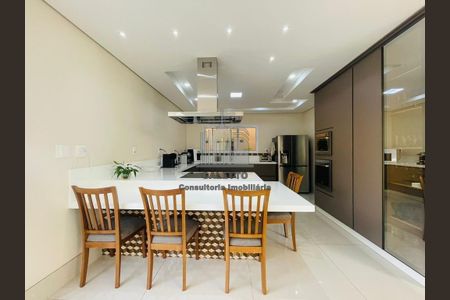 10_photo/94c8c46f6d.04c16ff0d284adb7-ATLAS-30bc27c0-12f2-4a2d-8149-14fcd4f8d229.jpg de casa à venda com 3 quartos, 330m² em Loteamento Alphaville Campinas, Campinas