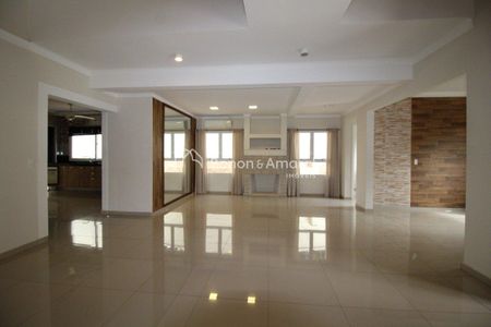 4_photo/94c8c48aaf.dc2bbfd1682f3afb-ATLAS-ab2c6d71-5a98-4f19-bc02-d63bf3cab2ef.jpg de casa à venda com 3 quartos, 330m² em Loteamento Alphaville Campinas, Campinas