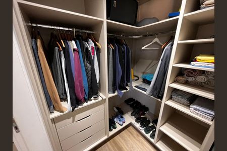 4_photo/94c8c48b65.0a4b5e09ca9fad1a-ATLAS-1b58d49b-d890-4e3c-9876-c15778b20d08.jpg de apartamento à venda com 4 quartos, 215m² em Parque dos Pomares, Campinas