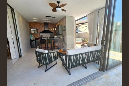 6_photo/94c8c49183.74a96c0b2c4b8c29-ATLAS-9f57cd9a-c720-414e-820d-73c9fe55575e.jpg de casa de condomínio à venda com 3 quartos, 311m² em Residencial Parque dos Alecrins, Campinas