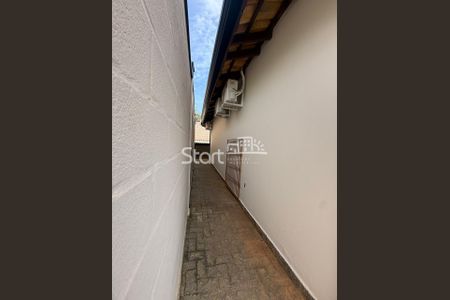 61_photo/94c8c4a525.4930ce0f73cbe53b-ATLAS-0a393063-c767-46cf-9615-97bb03beade9.jpg de casa para alugar com 4 quartos, 392m² em Recanto dos Dourados, Campinas