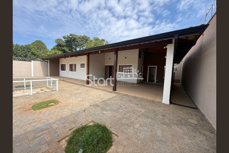 7_photo/94c8c4a525.4930ce0f73cbe53b-ATLAS-89f40729-196d-47ff-bb4c-bb16dee251ad.jpg de casa para alugar com 4 quartos, 392m² em Recanto dos Dourados, Campinas