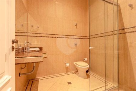 11_photo/94c8c4f583.ae6c0d4ae2e822c2-ATLAS-c79ff5fc-d3df-40a4-8596-381cf92f996a.jpg de casa de condomínio à venda com 5 quartos, 1414m² em Loteamento Alphaville Campinas, Campinas