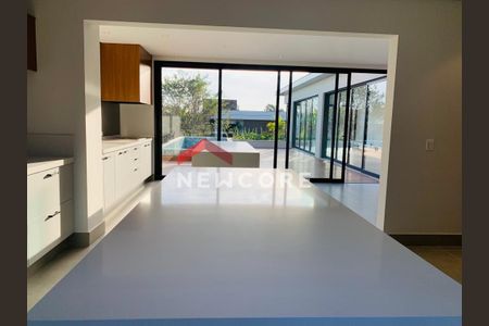 6_photo/94c8c508c9.e182d30f96765f76-ATLAS-708323ff-c834-42c6-b02c-dfd72b530d03.jpg de casa à venda com 4 quartos, 357m² em Campinas, Campinas