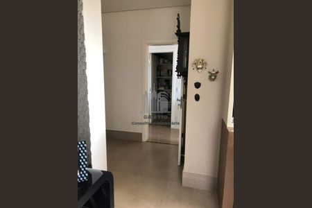 7_photo/94c8c50a05.cbac4b0532efd0a4-ATLAS-7e32d1dc-4bbd-4bb6-bcc3-364ceb41b59f.jpg de casa à venda com 4 quartos, 396m² em Campinas, Campinas