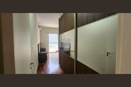 36_photo/94c8c50a23.b7a28b76476596d7-ATLAS-22bac3cd-b821-45ef-a874-0816da18d022.jpg de casa à venda com 4 quartos, 363m² em Campinas, Campinas