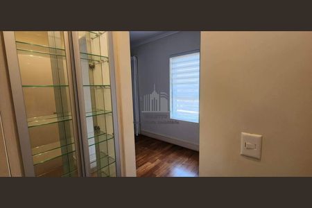 48_photo/94c8c50a23.b7a28b76476596d7-ATLAS-2beca436-ef41-4b5e-97ba-b1f4c25326ca.jpg de casa para alugar com 4 quartos, 363m² em Campinas, Campinas