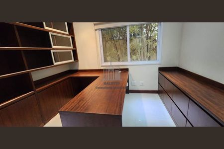 7_photo/94c8c50a23.b7a28b76476596d7-ATLAS-ab9a6464-895d-46e2-be63-baea4c1621c7.jpg de casa à venda com 4 quartos, 363m² em Campinas, Campinas