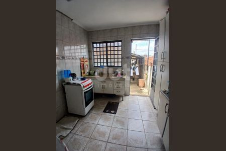 4_photo/94c8c58499.1987c265c069de70-ATLAS-b2c6dff7-ff8c-4ef6-ae38-eba753c85480.jpg de casa à venda com 2 quartos, 98m² em Vila 31 de Março, Campinas