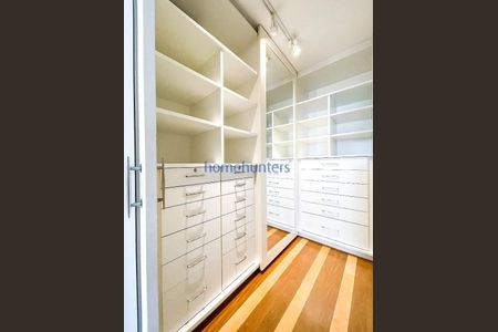 8_photo/94c8c584d1.cfaae28da06da296-ATLAS-42e9f804-55a4-4543-8e98-cd1ee0dfeb6e.jpg de casa de condomínio à venda com 4 quartos, 817m² em Residencial Vila Verde, Campinas