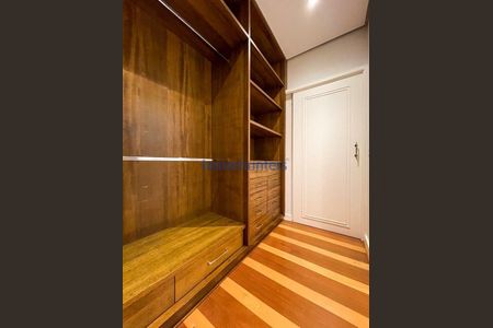 12_photo/94c8c584d1.cfaae28da06da296-ATLAS-4d09eda3-9624-4703-a92c-e7ce09d45aed.jpg de casa de condomínio à venda com 4 quartos, 817m² em Residencial Vila Verde, Campinas