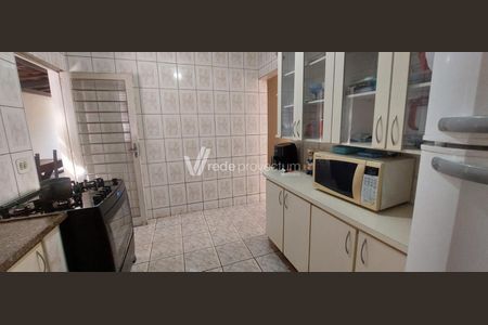 8_photo/94c8c5876f.e1d2c46bde3eb79c-ATLAS-b080fd3a-fdf1-4fe7-831e-c838a431ad35.jpg de casa à venda com 3 quartos, 215m² em Jardim Boa Esperança, Campinas