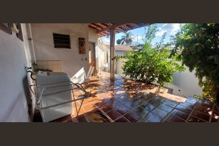 3_photo/94c8c5876f.e1d2c46bde3eb79c-ATLAS-d9f90ec3-81a7-42ab-9db8-dd874d09cfa5.jpg de casa à venda com 3 quartos, 215m² em Jardim Boa Esperança, Campinas