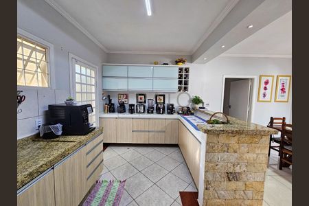 6_photo/94c8c58a9b.effc73c8c58abb54-ATLAS-6b8bf6ec-e9e8-4147-a2ea-f4ec45b24fdc.jpg de casa à venda com 3 quartos, 219m² em Jardim Alto da Barra, Campinas