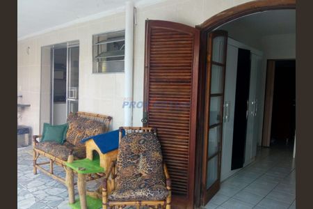 4_photo/94c8c58b3b.44002281f4ca9e1d-ATLAS-526c95b2-bdd9-4da2-8ab9-222f772c8e43.jpg de casa à venda com 5 quartos, 194m² em Jardim Flamboyant, Campinas