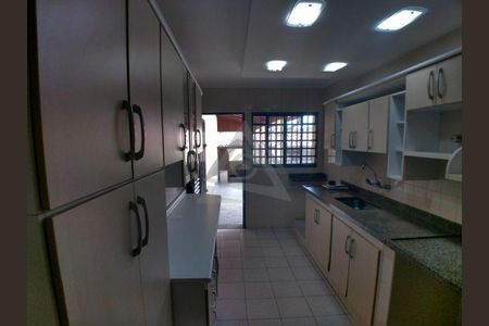 6_photo/94c8c58e9b.dc8bbd111761e841-ATLAS-3ba02c86-39e1-41ff-8101-39df1af5538b.jpg de casa à venda com 3 quartos, 236m² em Jardim Conceição, Campinas