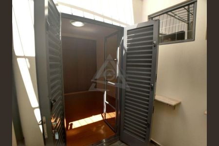 22_photo/94c8c58e9b.dc8bbd111761e841-ATLAS-e7a701a9-aad1-4a95-9a12-94877a38887a.jpg de casa à venda com 3 quartos, 236m² em Jardim Conceição, Campinas