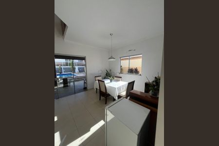 6_photo/94c8c58eed.04a823dc9d4d949a-ATLAS-db3e2edc-b006-48d3-8652-51a9903e3c75.jpg de casa à venda com 4 quartos, 250m² em Jardim Conceição, Campinas