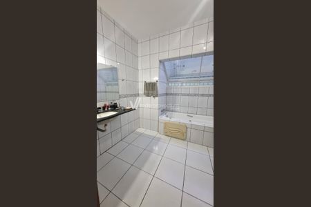 4_photo/94c8c5923f.58506769bdfd2446-ATLAS-36b4363e-8b7c-426b-8754-b6049f0ab93f.jpg de casa à venda com 3 quartos, 288m² em Vila Nogueira, Campinas