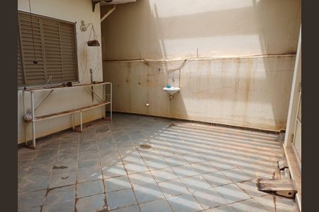 37_photo/94c8c59309.1aa5b8f538f3adaf-ATLAS-409485e4-12bd-47bf-9c1b-c55b7d641022.jpg de casa para alugar com 5 quartos, 165m² em Vila Nogueira, Campinas