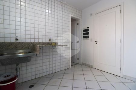 11_photo/94c8c59b99.8cfecacd6960cddd-ATLAS-4e7cc385-c08e-42f2-b2e0-fe24df89cb99.jpg de apartamento à venda com 4 quartos, 176m² em Jardim Madalena, Campinas