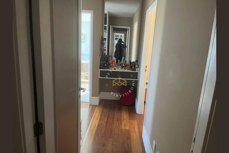 10_photo/94c8c59b9f.f44cc504118fbfd7-ATLAS-2c9fc83c-ed86-4f54-9cb9-e32010e4fb7e.jpg de casa à venda com 4 quartos, 230m² em Jardim Madalena, Campinas