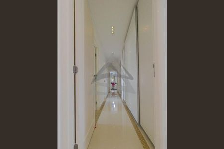 16_photo/94c8c59bed.d41ccc6539b5b4b0-ATLAS-5c0a436d-903b-4a95-bf05-1144e81f8509.jpg de apartamento para alugar com 3 quartos, 231m² em Jardim Madalena, Campinas