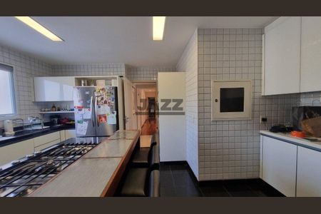 11_photo/94c8c59c8d.2c5e9d75b46b8bdb-ATLAS-61d7d898-9d89-4107-92a7-422de5fc25b0.jpg de apartamento à venda com 4 quartos, 240m² em Jardim Madalena, Campinas