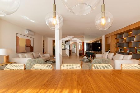 1_photo/94c8c59cc7.68e01caedba711fb-ATLAS-106a1734-14e7-4dcf-bdd7-c087838f9c4b.jpg de apartamento à venda com 3 quartos, 221m² em Jardim Madalena, Campinas