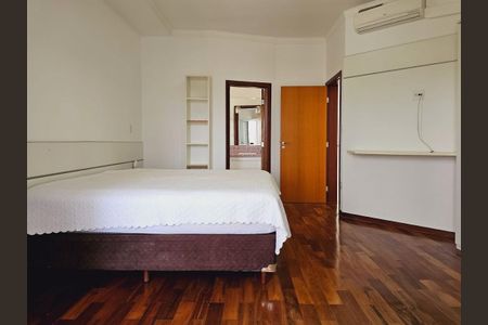 37_photo/94c8c5a08f.732b7fd8aaa5f07d-ATLAS-45152972-ef4e-42b8-8fb7-cd80b66df240.jpg de casa para alugar com 4 quartos, 509m² em Campinas, Campinas