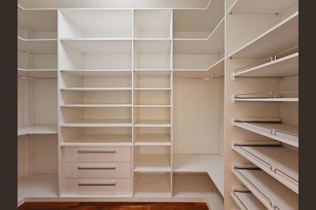 97_photo/94c8c5a08f.732b7fd8aaa5f07d-ATLAS-97db3d3c-302b-42d8-afb0-cff30b160d67.jpg de casa de condomínio para alugar com 4 quartos, 509m² em Campinas, Campinas