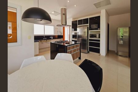 47_photo/94c8c5a08f.732b7fd8aaa5f07d-ATLAS-bf5fb4bc-c332-4dbb-b79a-fa553aefeff3.jpg de casa para alugar com 4 quartos, 509m² em Campinas, Campinas