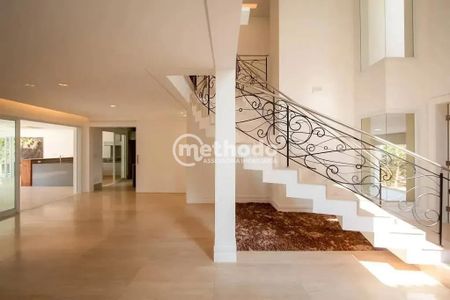 4_photo/94c8c5a0ed.6618d879b31b9a75-ATLAS-aff326a5-93b8-4b87-a22b-473332e41cd7.jpg de casa de condomínio à venda com 4 quartos, 400m² em Campinas, Campinas