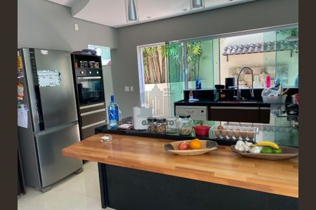 30_photo/94c8c5a75b.b24a59dfe16413ee-ATLAS-3f8975c9-0807-4a80-b1eb-47c1b452840d.jpg de casa à venda com 4 quartos, 350m² em Campinas, Campinas