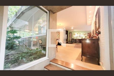 10_photo/94c8c5bbf3.a7ae3b4e44d16c28-ATLAS-6b073666-975b-4801-94f0-dcfda344db36.jpg de casa à venda com 6 quartos, 830m² em Parque São Quirino, Campinas