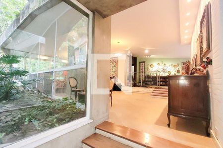 11_photo/94c8c5bbf3.a7ae3b4e44d16c28-ATLAS-8afa58b1-9bc5-4159-9309-7f83d03606de.jpg de casa à venda com 6 quartos, 830m² em Parque São Quirino, Campinas