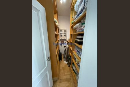 11_photo/94c8c5bcb7.7da11293e5e8925f-ATLAS-1bb0b1a2-daf3-4dae-abd1-e073de3b0404.jpg de casa de condomínio para alugar com 3 quartos, 400m² em Vila Madalena, Campinas