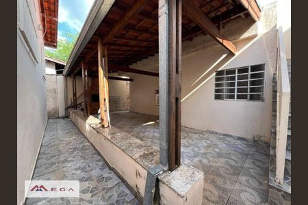 12_photo/94c8c5bd81.c3119d93c6b281c6-ATLAS-67cf28e5-38b4-4182-b731-bb928ee858e2.jpg de casa à venda com 3 quartos, 253m² em Parque São Quirino, Campinas
