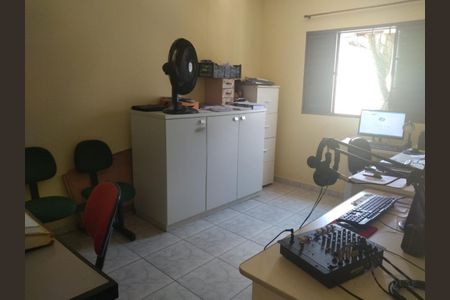 15_photo/94c8c5bdc1.828c431c7d69c527-ATLAS-62d830a3-4e82-45bf-be15-bd8f2f8d793e.jpg de casa à venda com 3 quartos, 134m² em Parque São Quirino, Campinas