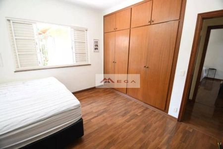 3_photo/94c8c5c003.7f2037a8af6651bb-ATLAS-0c37f2c0-a55e-4dc2-8d45-477508feb231.jpg de casa à venda com 3 quartos, 270m² em Parque São Quirino, Campinas