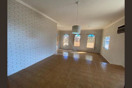 6_photo/94c8c5c11f.6fa24c30896ad7dc-ATLAS-2f8ab030-b99c-4f7a-abf5-672b6216fbc4.jpg de casa à venda com 3 quartos, 233m² em Parque São Quirino, Campinas