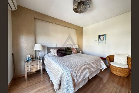 5_photo/94c8c5d315.49d655132eb04021-ATLAS-3fb8030f-64f2-4e12-9c2a-712a448ed63b.jpg de casa à venda com 3 quartos, 450m² em Mansões Santo Antônio, Campinas