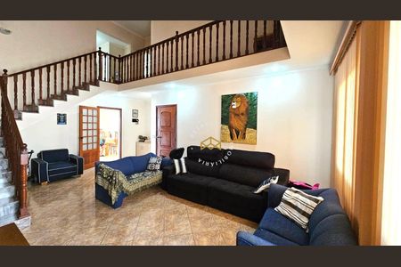 5_photo/94c8c5d4b7.b97e5155b655af4b-ATLAS-650014ab-00a9-4187-b2d3-a1158e326e3a.jpg de casa à venda com 3 quartos, 308m² em Parque das Flores, Campinas