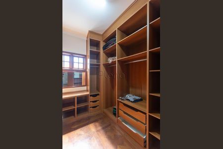 4_photo/94c8c5d573.adea7a1cd79bc600-ATLAS-6e40de65-a8c2-450c-a27d-1260d8072aa4.jpg de casa à venda com 3 quartos, 255m² em Parque das Flores, Campinas