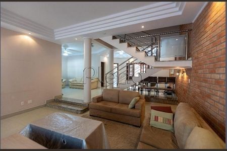 5_photo/94c8c5d573.adea7a1cd79bc600-ATLAS-7163606b-e3d6-4011-bfc8-6005d469c5e3.jpg de casa à venda com 3 quartos, 255m² em Parque das Flores, Campinas